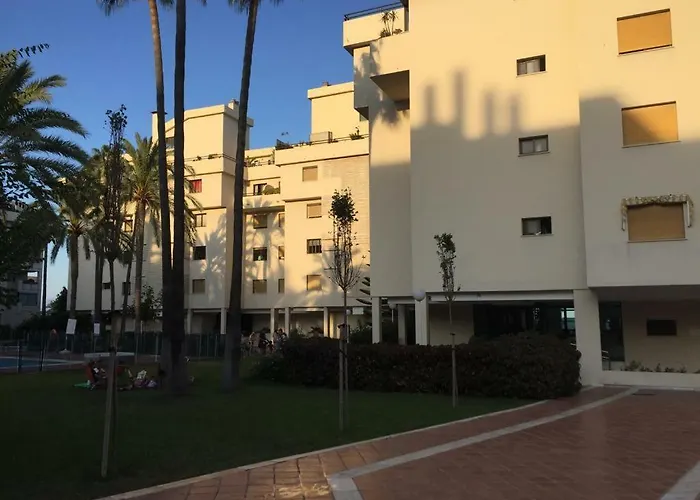 Montemar Puerto Торремолинос