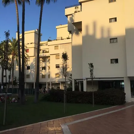 Montemar Puerto Торремолинос